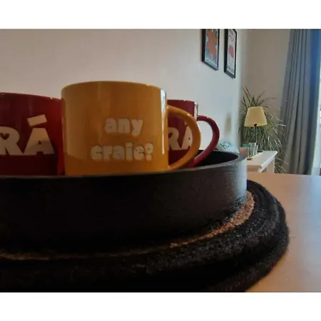 Large 2bd At Trendy Portobello Centre アパート *