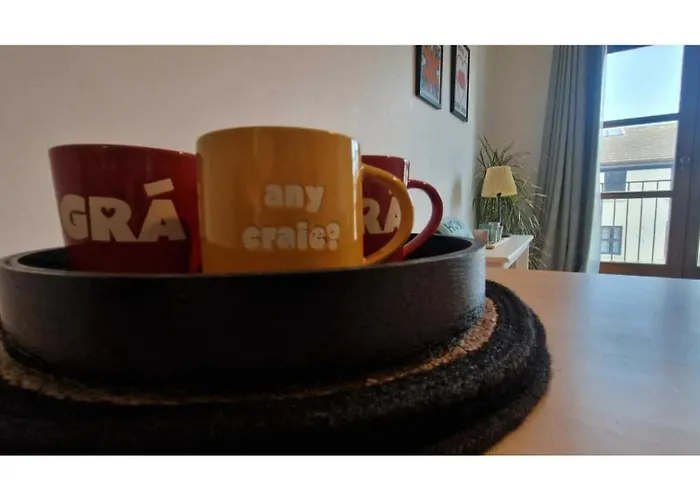 Large 2bd At Trendy Portobello Centre アパート *